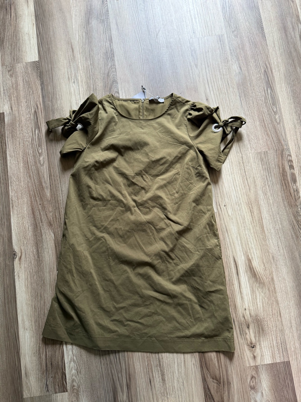 Olive Tie-Sleeve Women’s Top